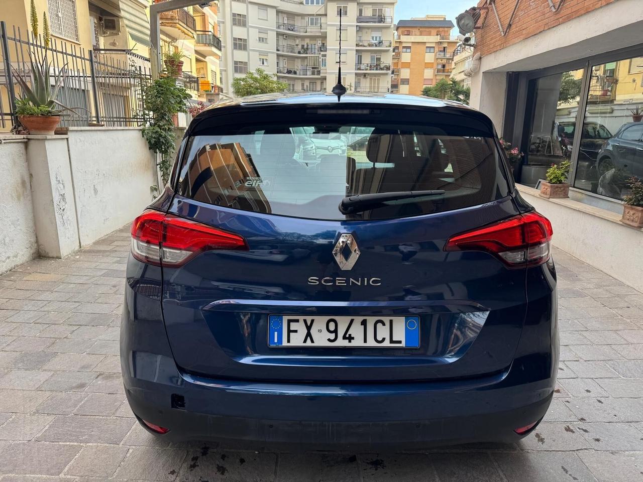 RENAULT Scenic TCe 140CV Intens