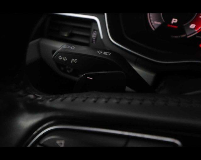 AUDI A4 Avant 35 TFSI S tronic Business Advanced