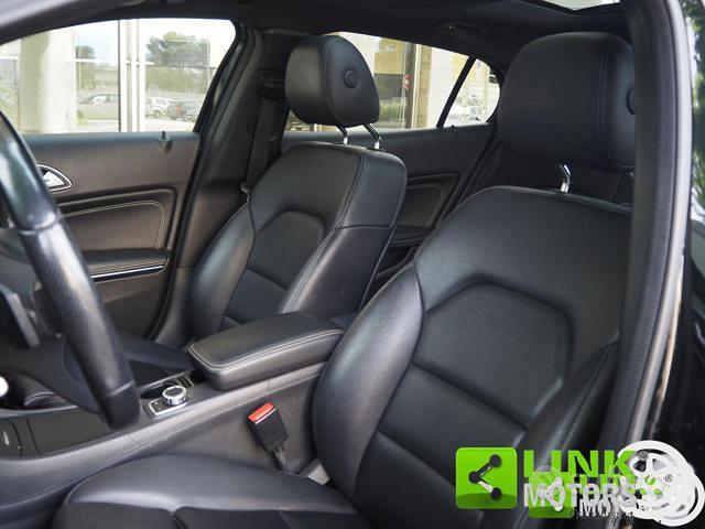 MERCEDES-BENZ GLA 200 d Automatic 4Matic Premium