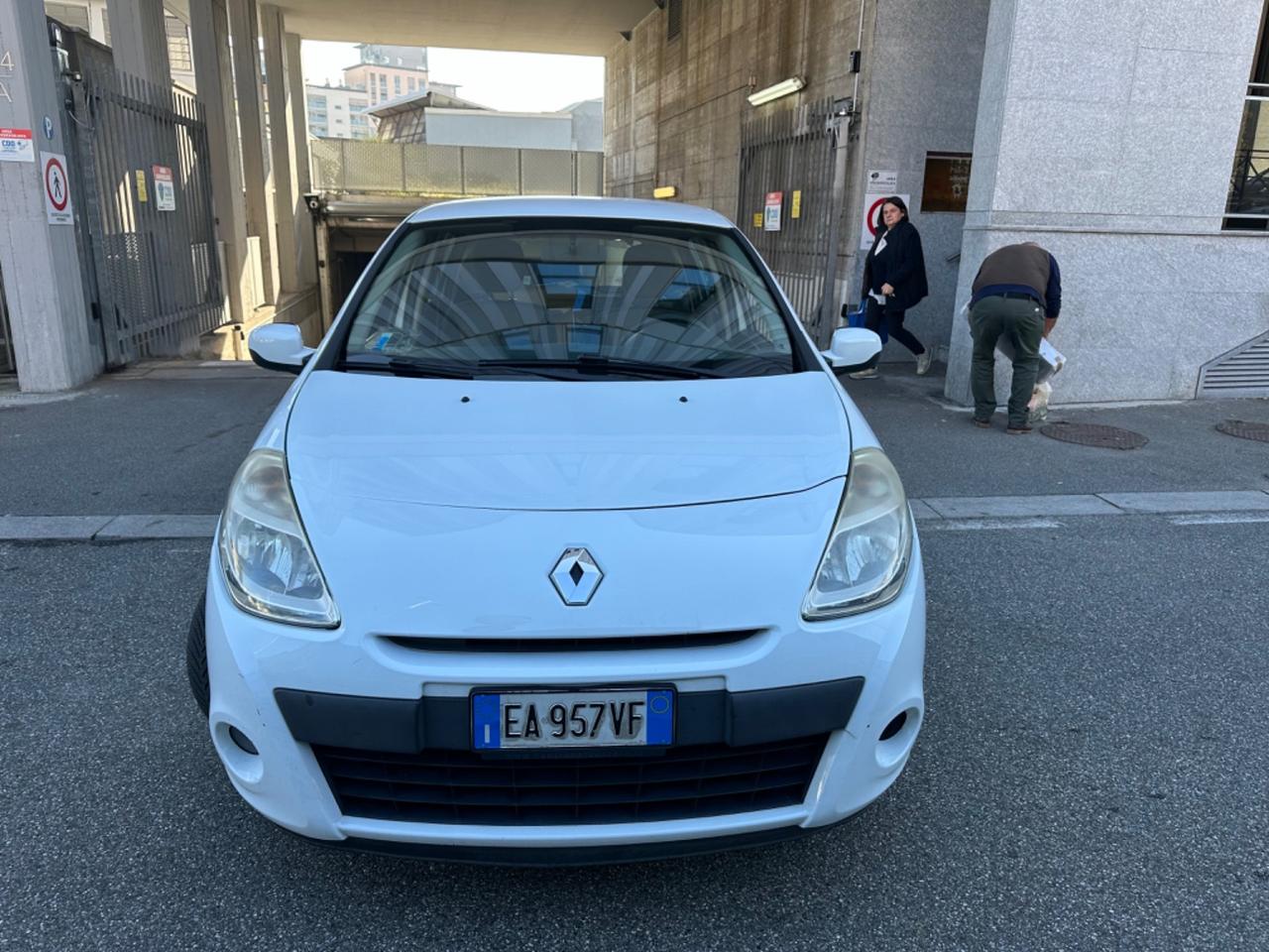 Renault Clio Storia 1.2 5 porte GPL fino 2030 della casa