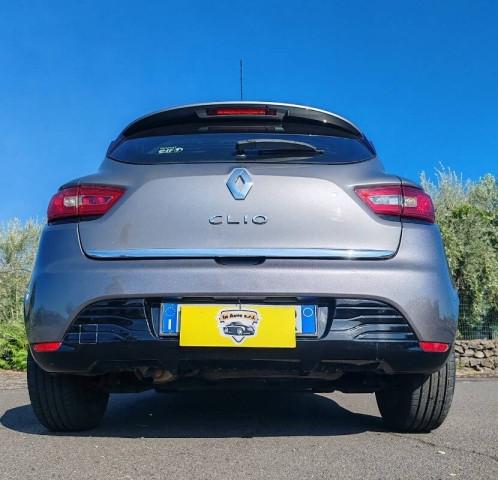 Renault Clio 1.2 Live 75cv