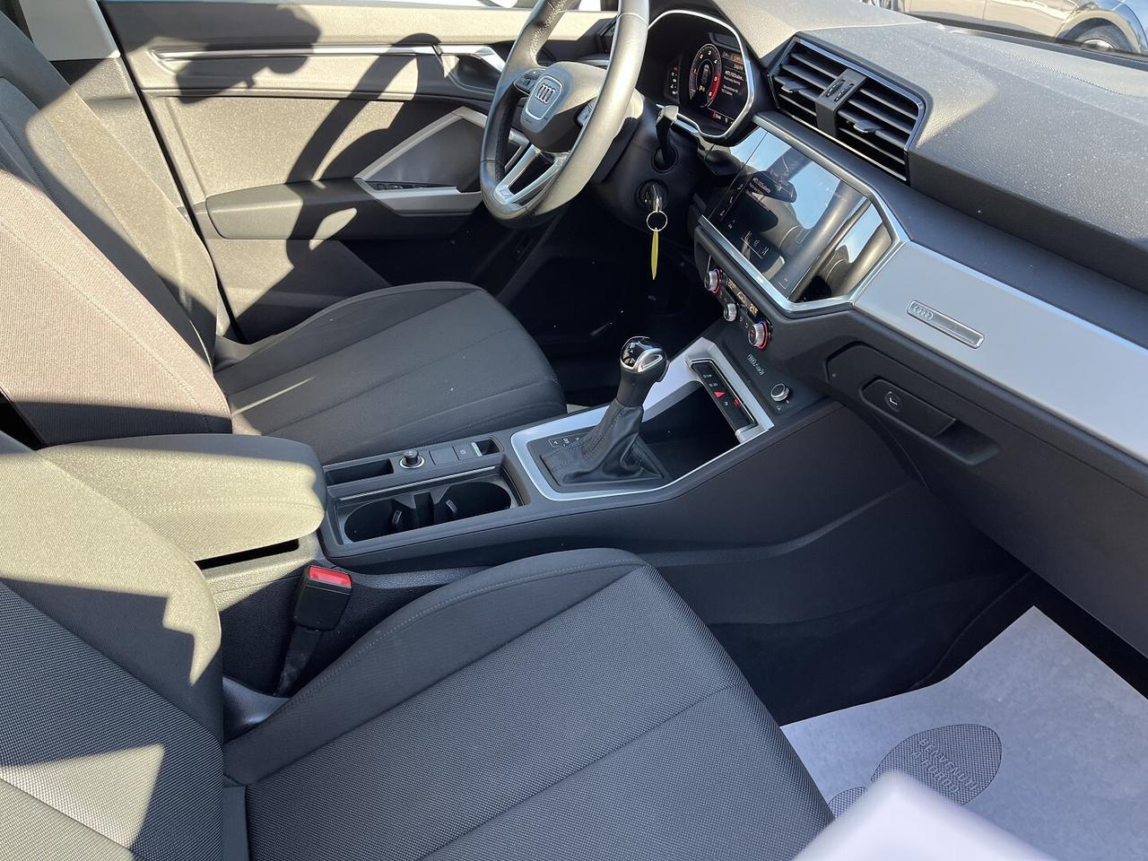 AUDI Q3 35 2000 TDI 150 CV S.TRONIC S.LINE