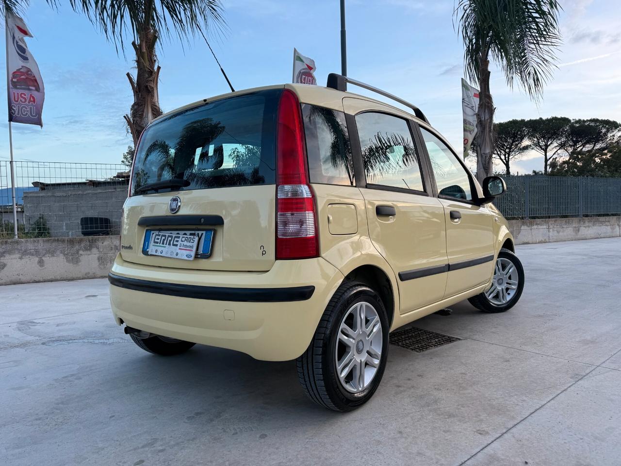 FIAT PANDA ANNO 2010 1.2 BENZINA AUTOMATICA