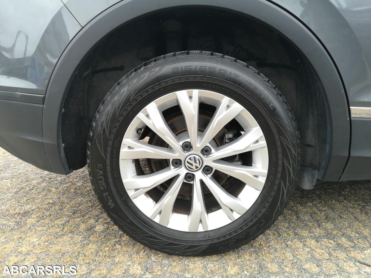 VOLKSWAGEN - Tiguan - 2.0 TDI DSG 4MOTION Business