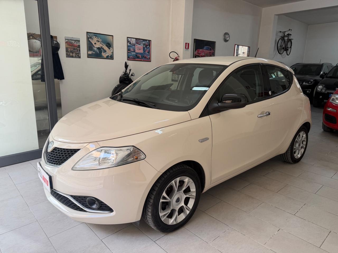 Lancia Ypsilon 1.2 Benzina Opening Edition