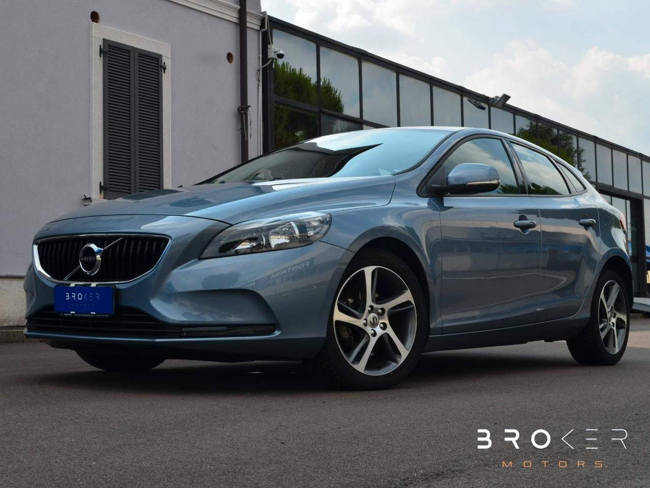 Volvo V40 2.0 d2 Business my17 1PROP.