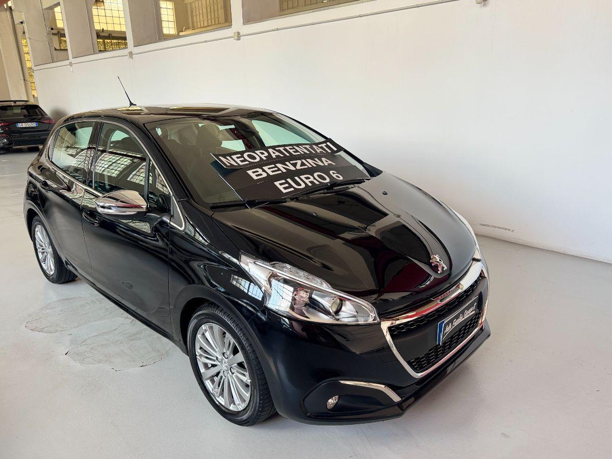 PEUGEOT - 208 - PureTech 82 S&S 5p. Allure
