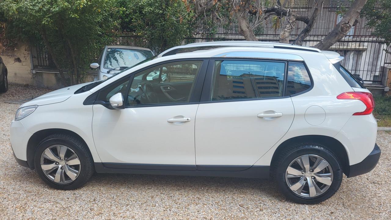 Peugeot 2008 1.2 VTi 82CV Allure