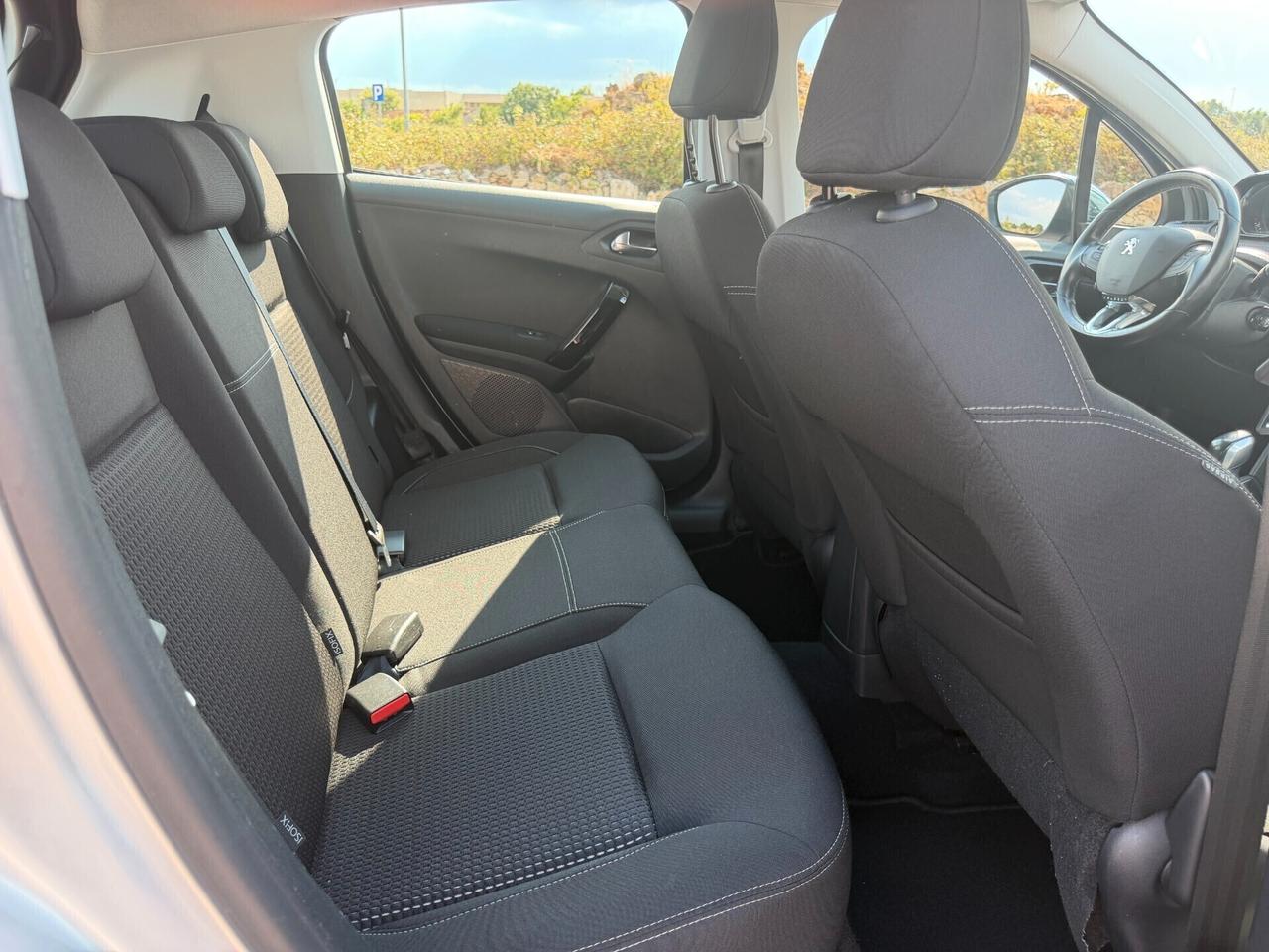 Peugeot 208 1.6 BlueHDi 100cv 5 porte Allure