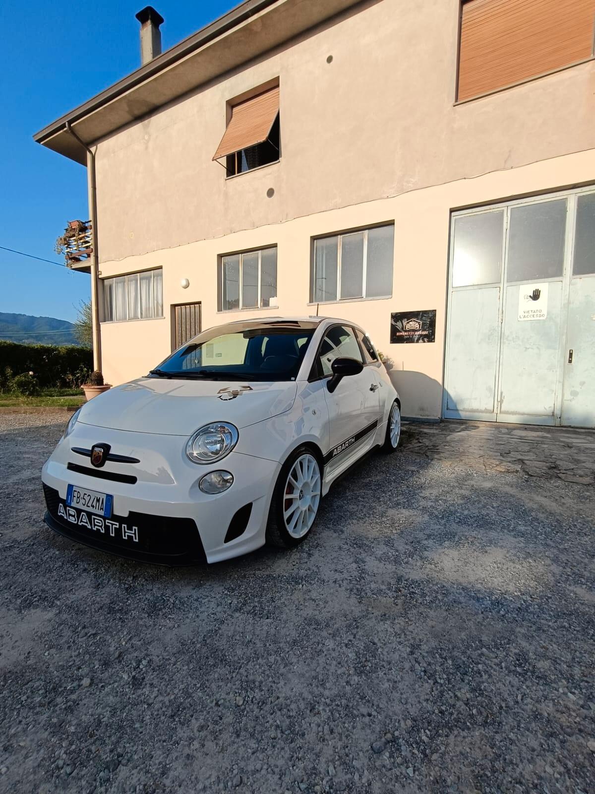 Abarth 595 C 1.4 Turbo T-Jet 140 CV