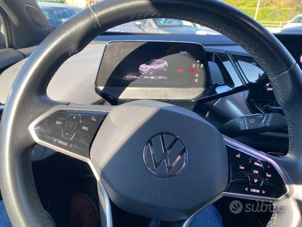 VOLKSWAGEN ID.4 Pro Performance
