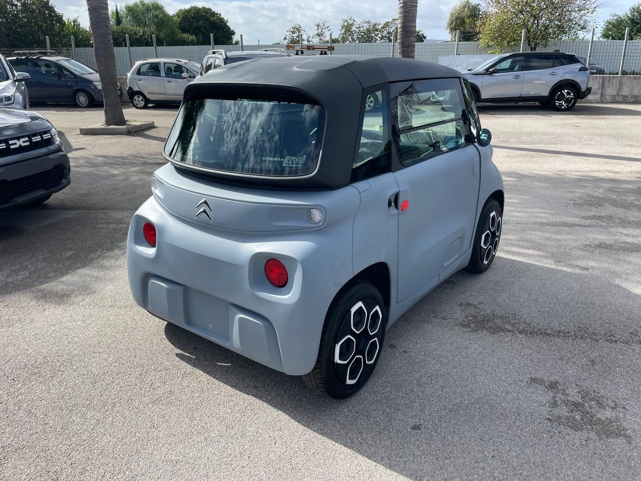 Citroen Ami si porta a 14 anni
