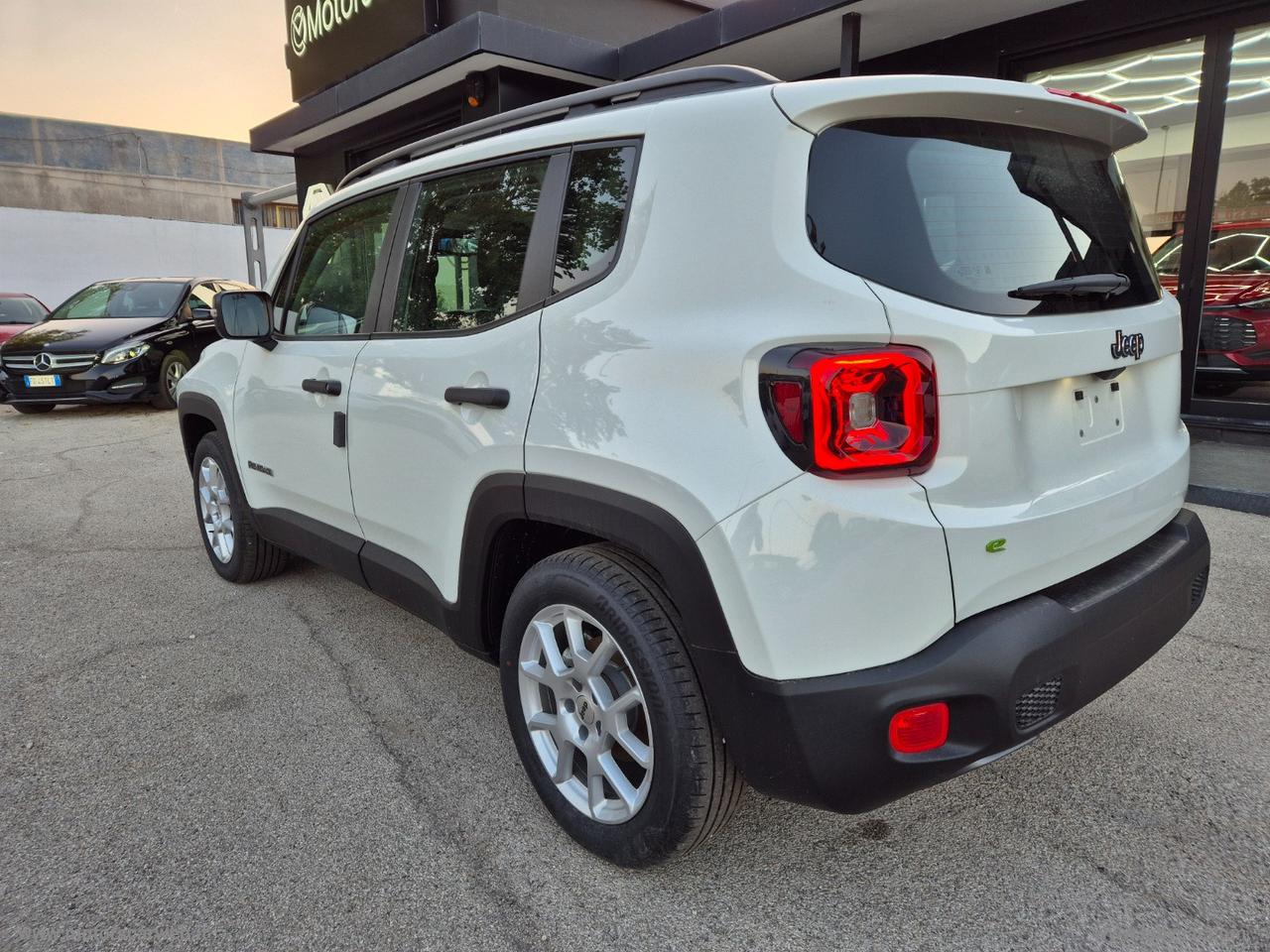 JEEP Renegade 1.5 T4 MHEV Altitude