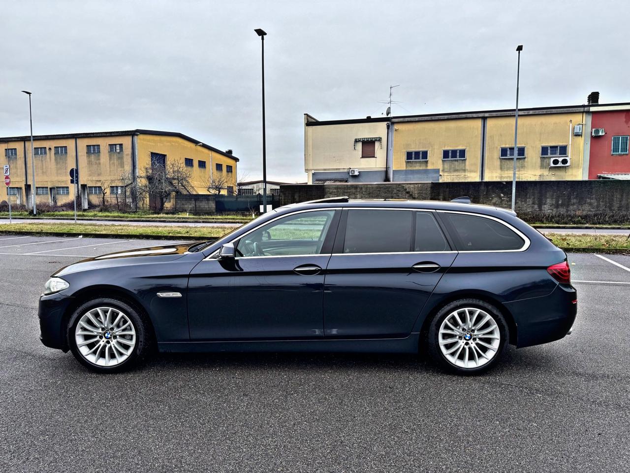 Bmw 530 530d xDrive 258CV Touring Luxury euro 6