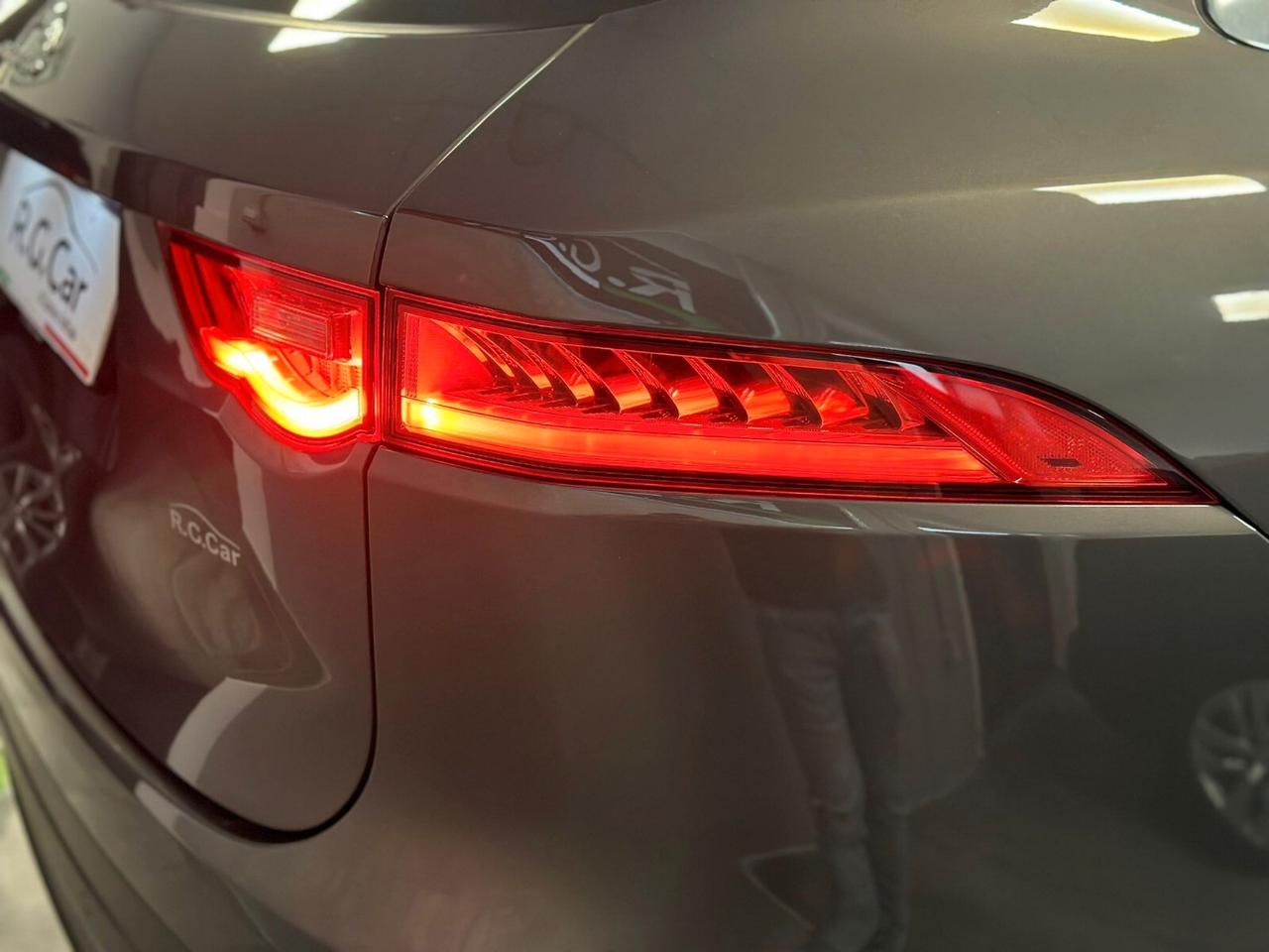 Jaguar F-Pace 2.0 D 180 CV AWD aut. Portfolio