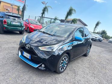 Toyota Aygo Connect 1.0 VVT-i 72 CV 5 porte x-clusiv