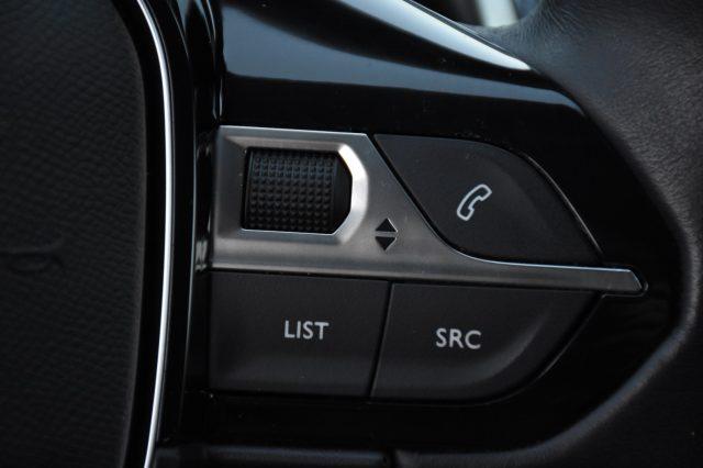 PEUGEOT 3008 BlueHDi 130 S&S EAT8 Allure