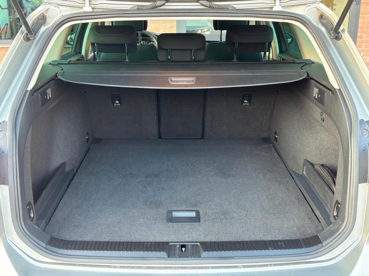 Volkswagen Passat Variant 1.6 dsg