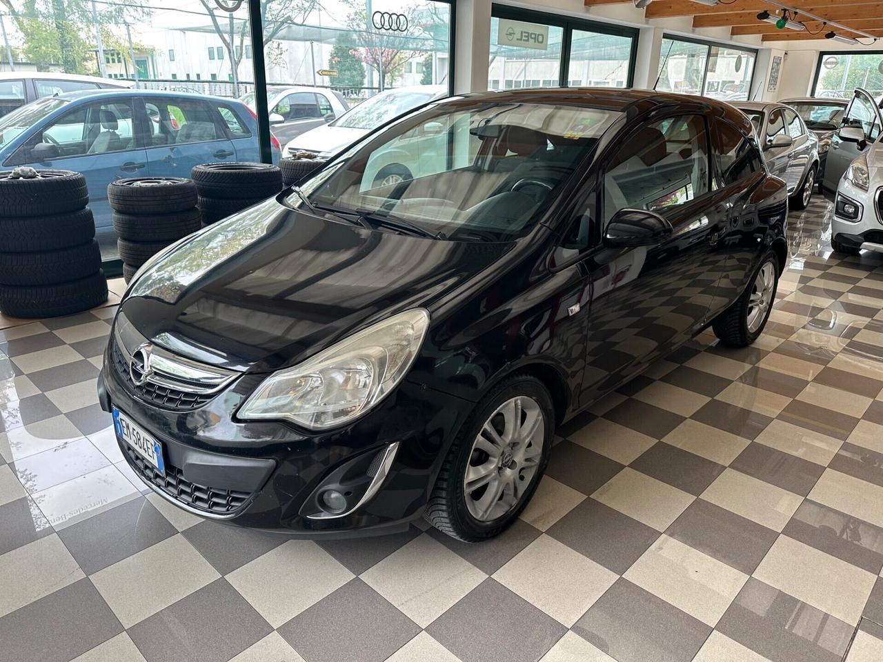 Opel Corsa 1.3 CDTI 75CV Neopatentati