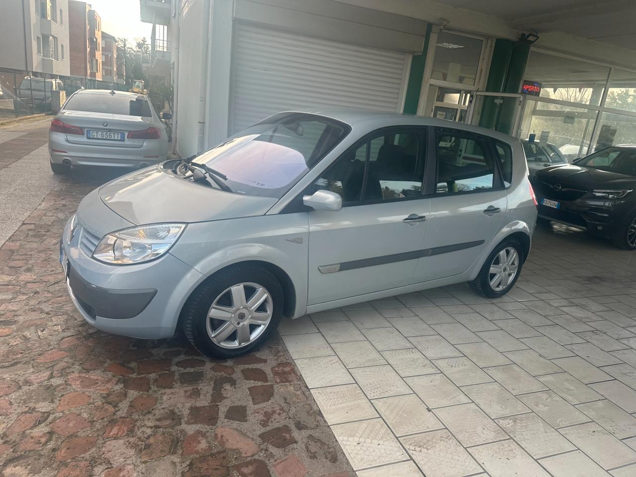 Renault Scenic 1.5 dCi (12 RATE)