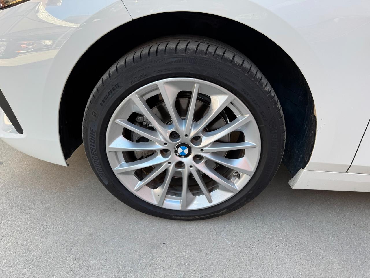 BMW 118 Business Advantage 140cv auto ADATTA NEOPATENTATI