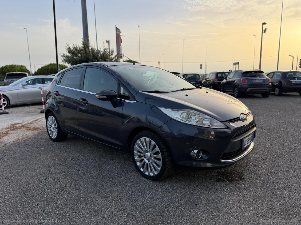 FORD Fiesta 1.2 16V 5p. Titanium