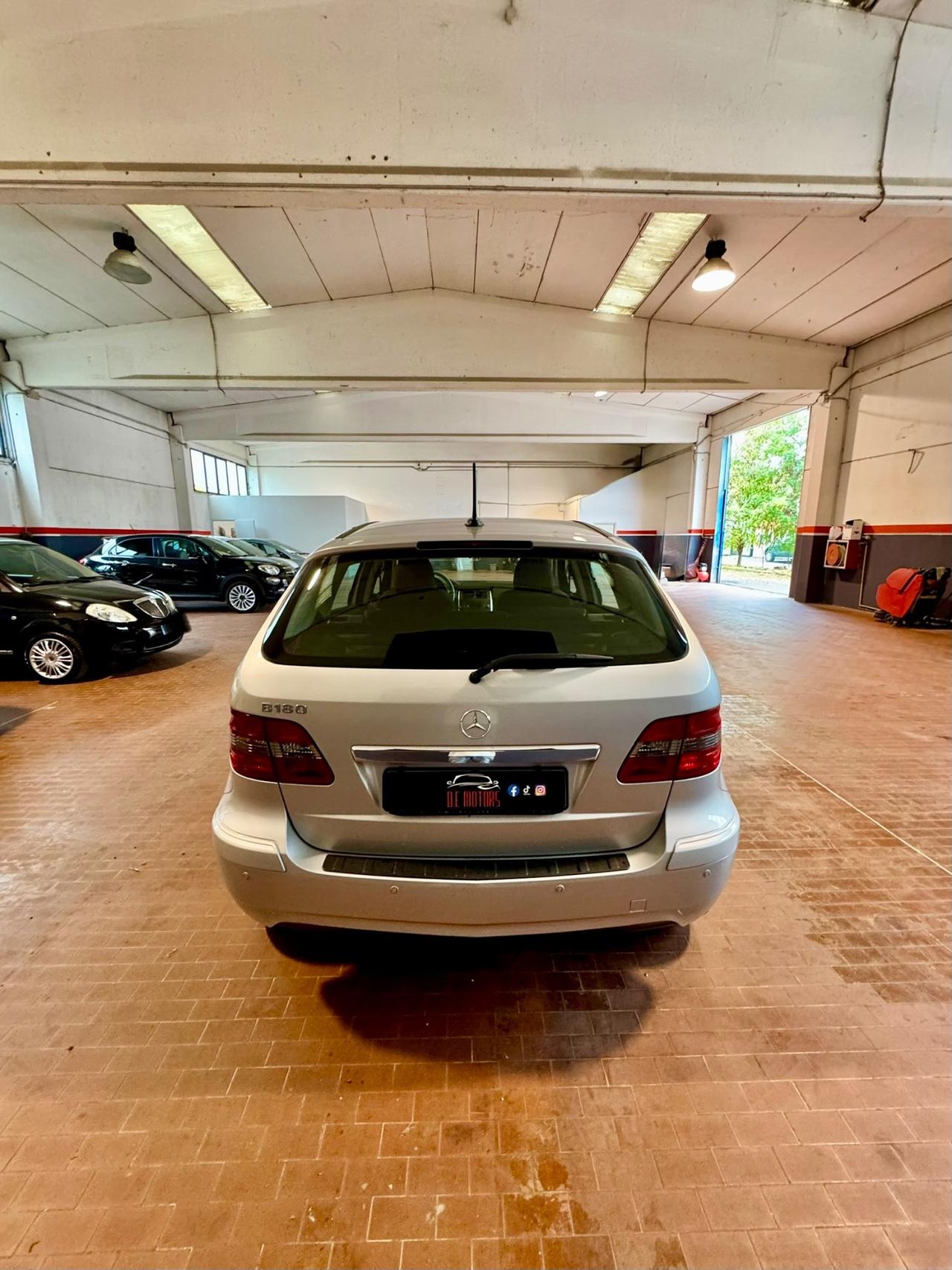 Mercedes-benz B 180 BlueEFFICIENCY Executive