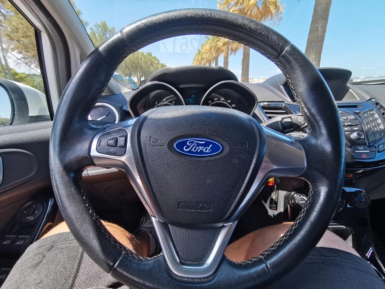 Ford Fiesta 1.4 5p. Bz.- GPL Titanium - 2016