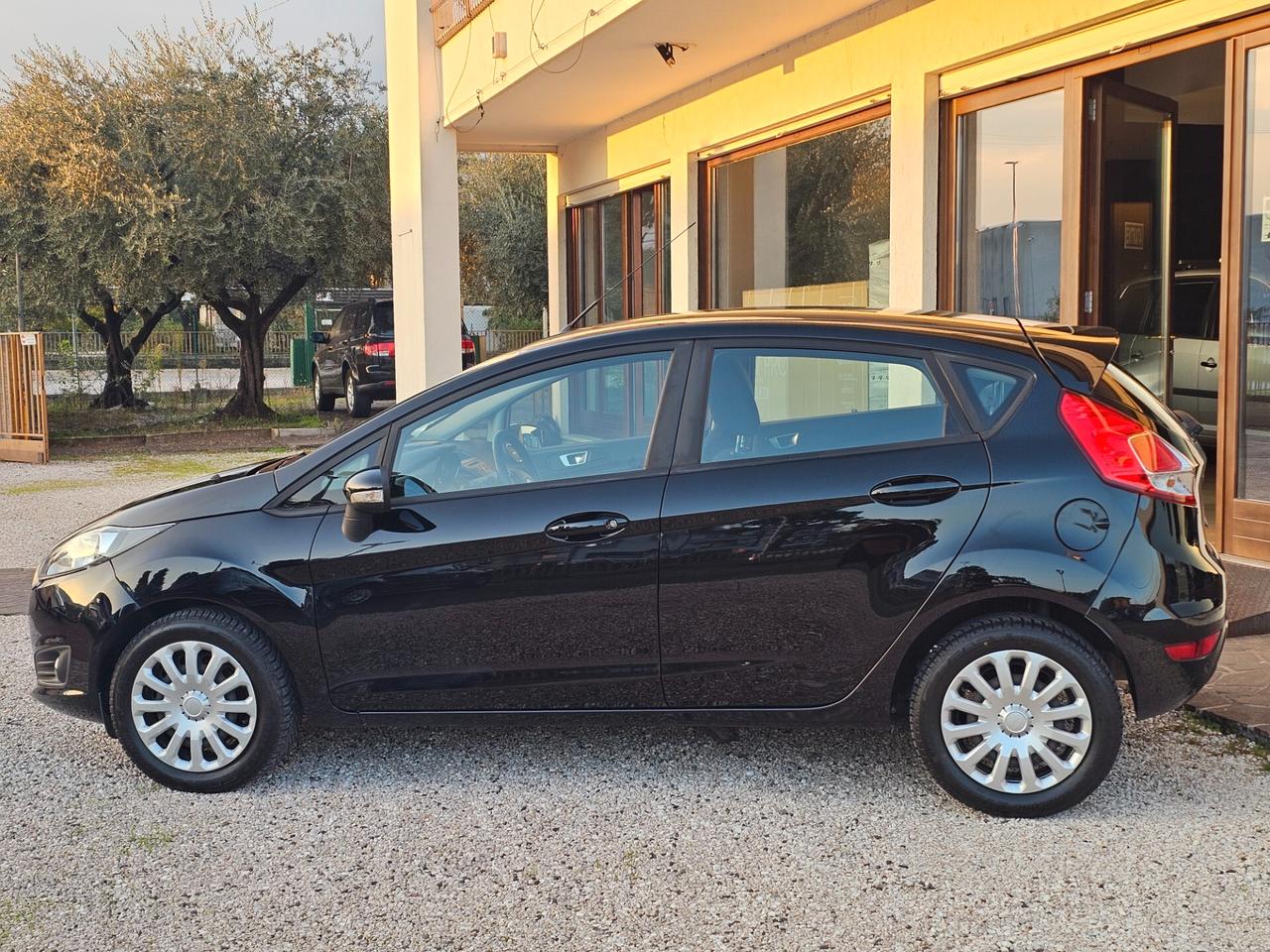 Ford Fiesta 1.4 5 BENZ.- GPL UNICO PROP ANNO 2016 OK PER NEOPATENTATI