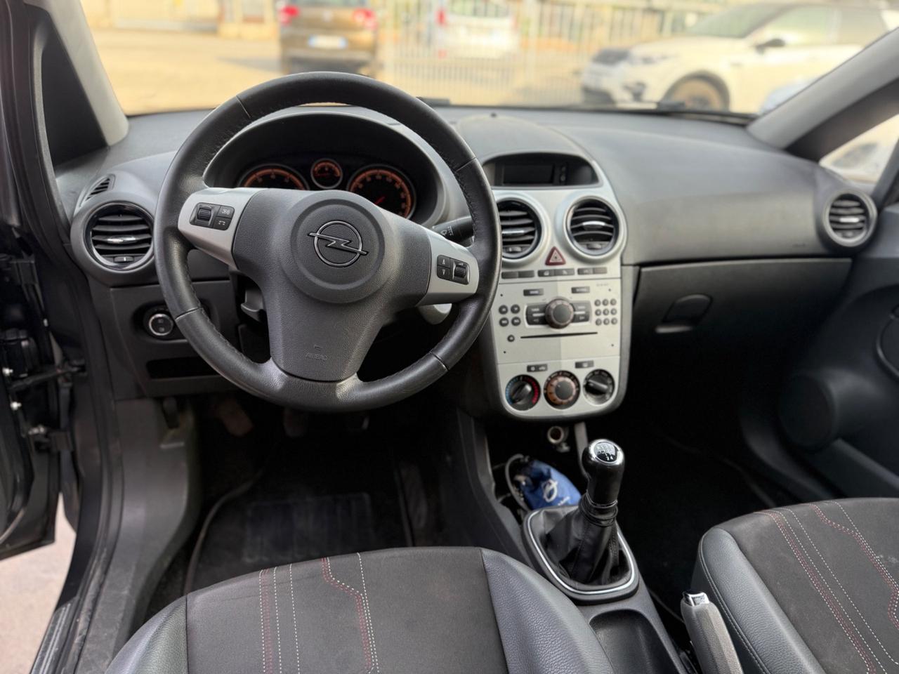 Opel Corsa 1.2 85CV 3 porte GPL-TECH b-color