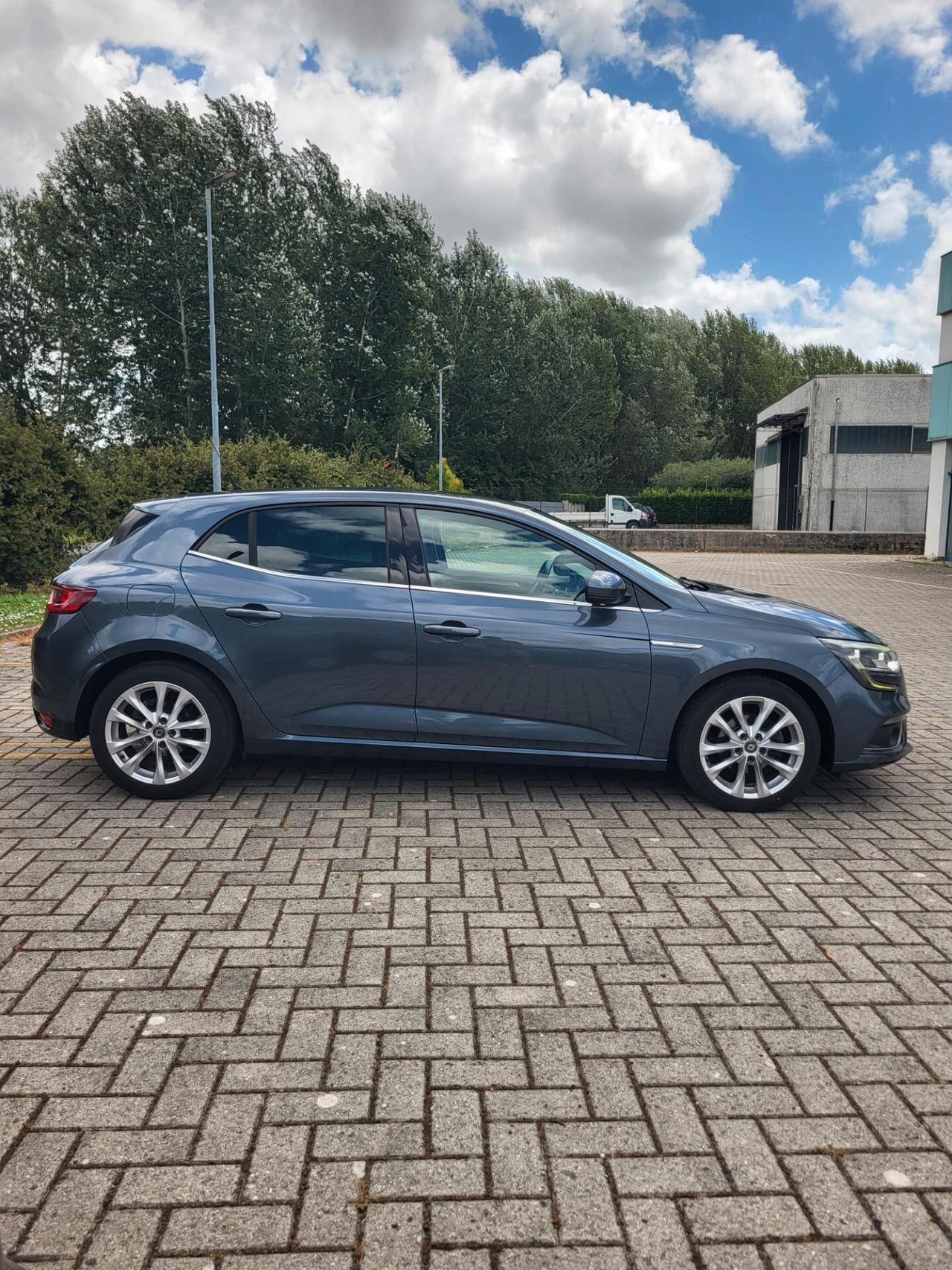Renault Megane Mégane dCi 130 CV Energy Bose