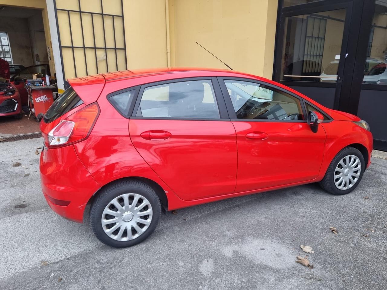 Ford Fiesta 1.4 5 porte Bz.- GPL Business
