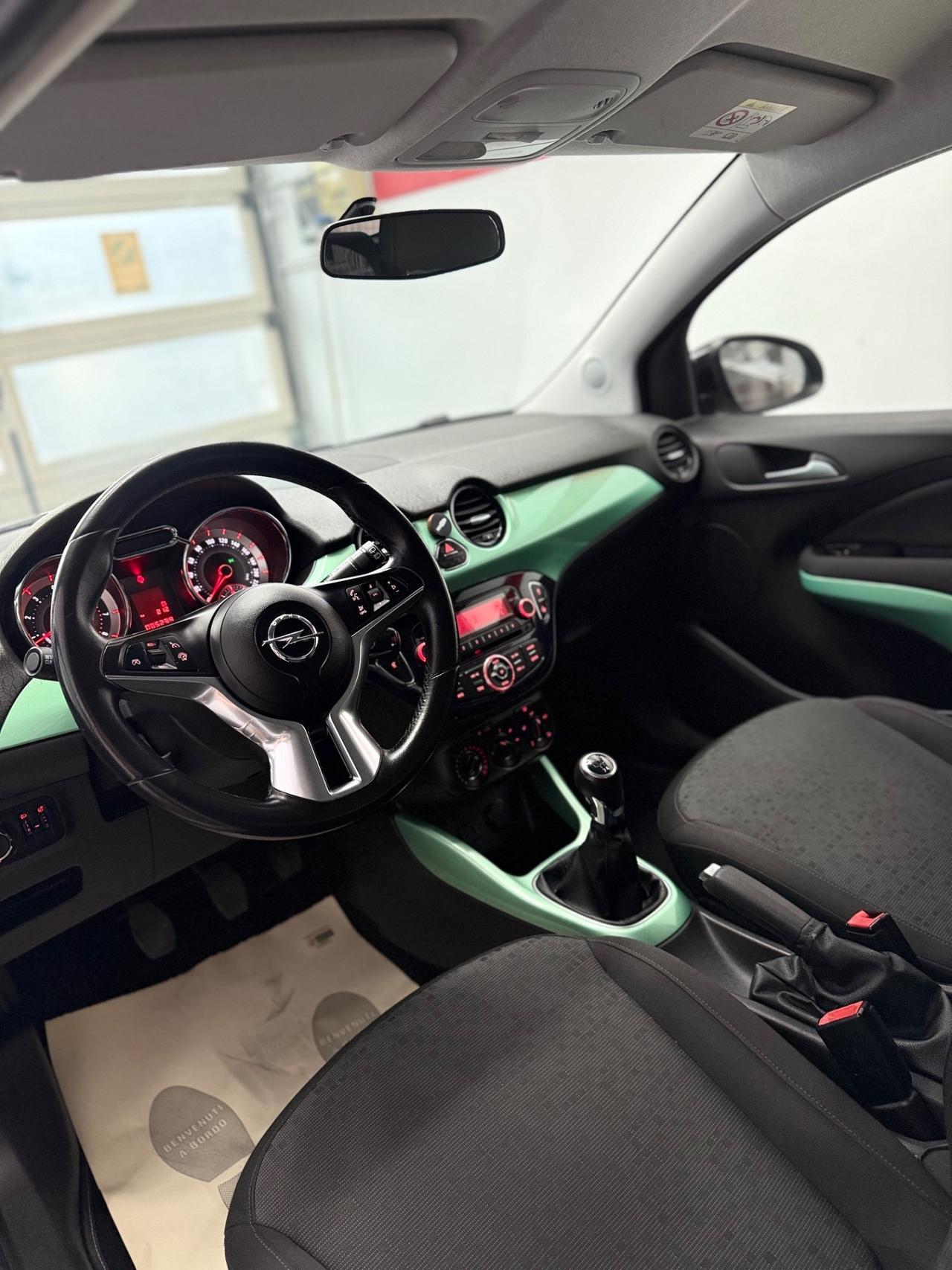 Opel Adam 1.2 70 CV