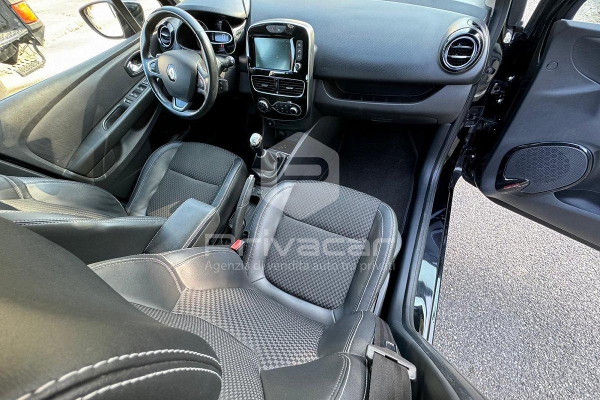 RENAULT Clio TCe 12V 90 CV 5 porte Moschino Zen