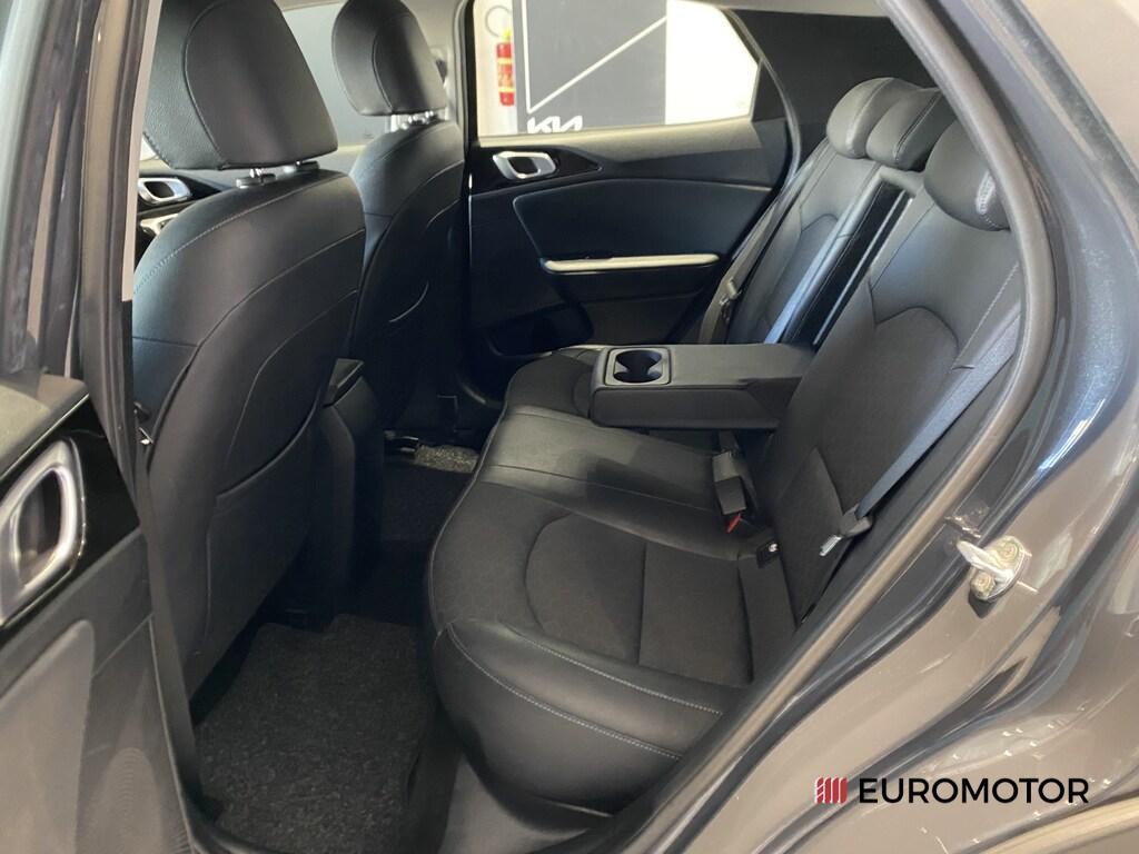 Kia Xceed 1.6 CRDi MHEV Business iMT