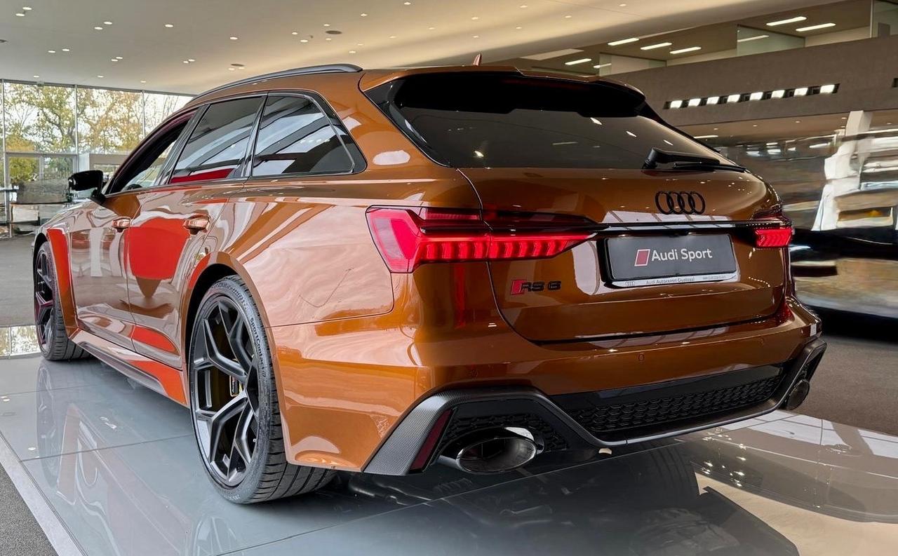 Audi RS6 RS 6 - 2025 - 80.000 EURO IN MENO