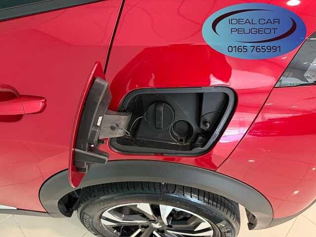 Peugeot 2008 PureTech 130 S&S EAT8 Allure