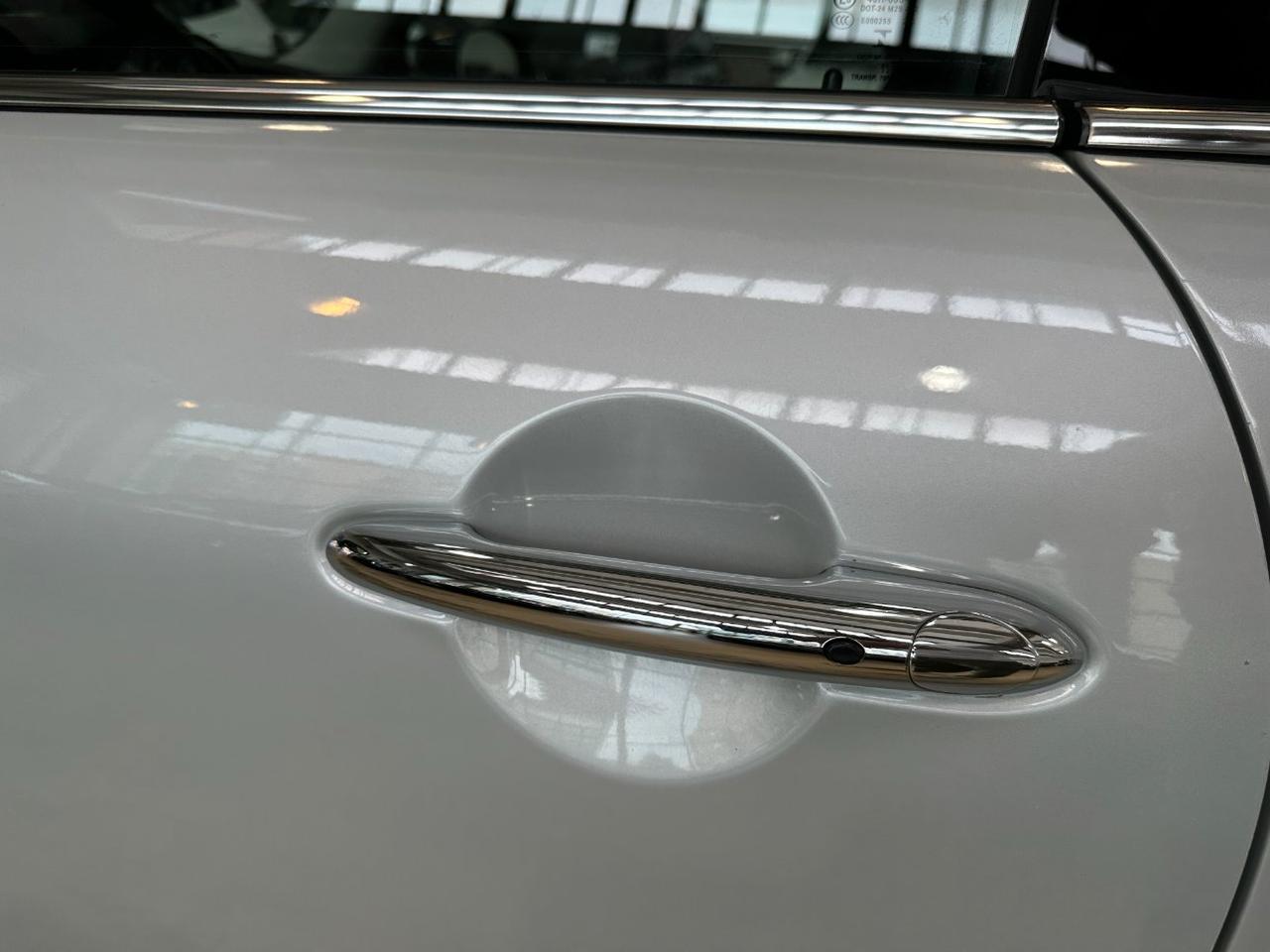 Mini 3 Porte Cooper SE Classic Full Electric-LED-17"-Keyless-ACC-Navi-Camera