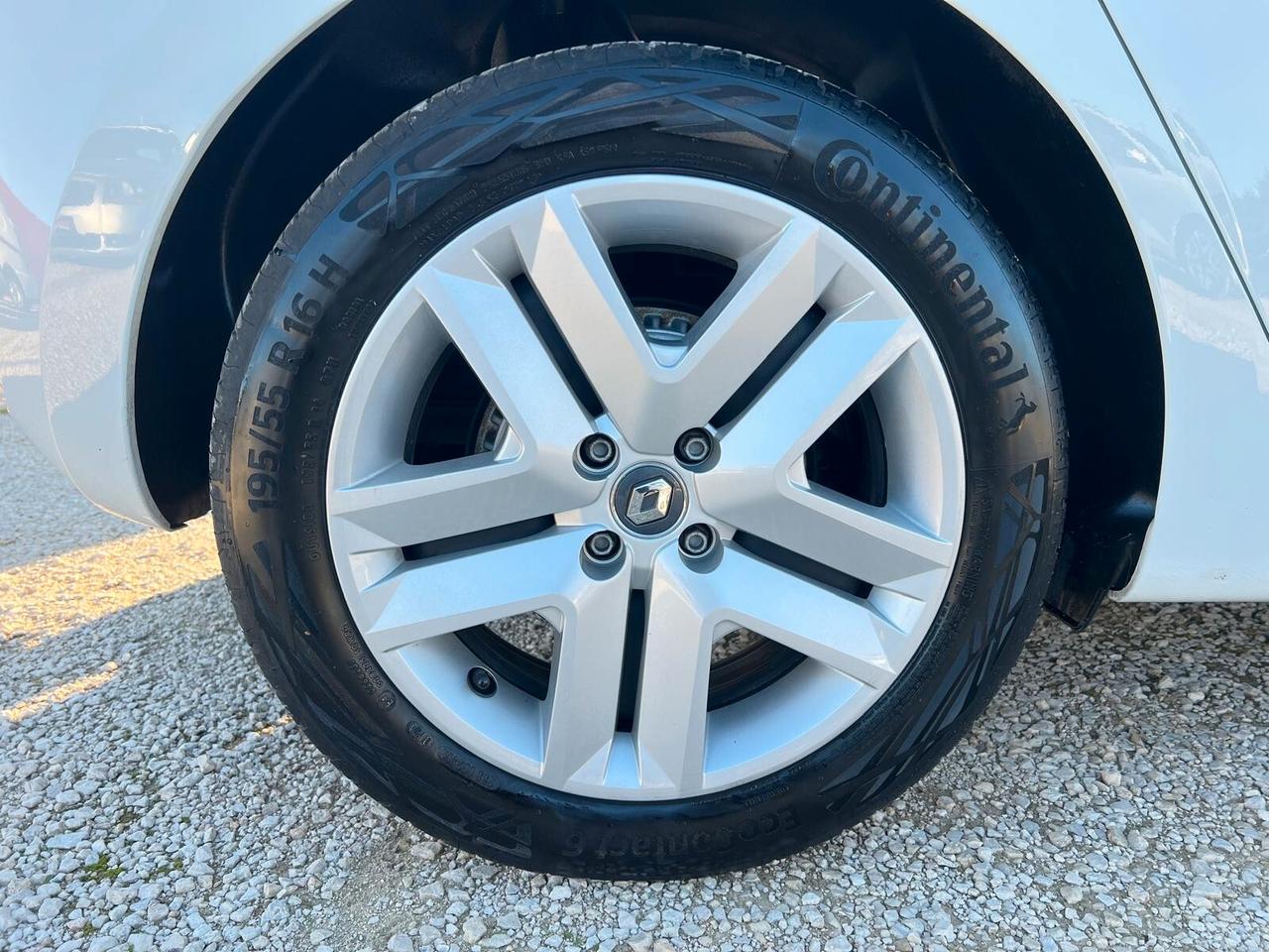 Renault Clio 1.5 dCi 100 CV 5 porte full