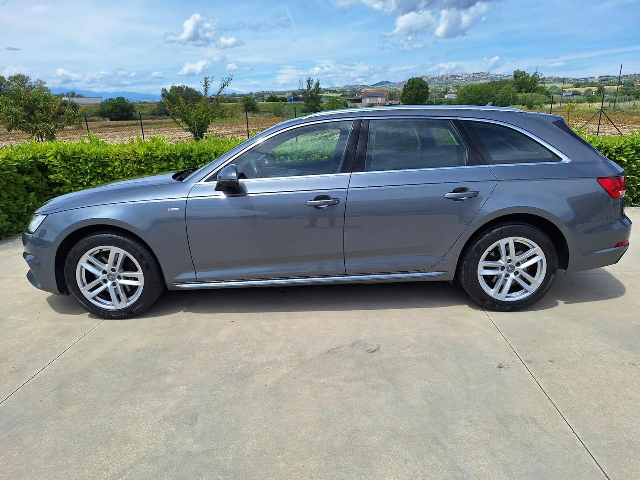 Audi A4 Avant S-LINE 2.0 TDI 150cv Automatica