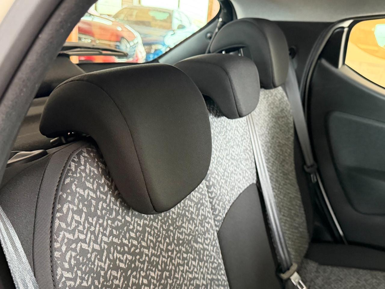 Lancia Ypsilon 1.2 69 cv. ELEFANTINO BLU