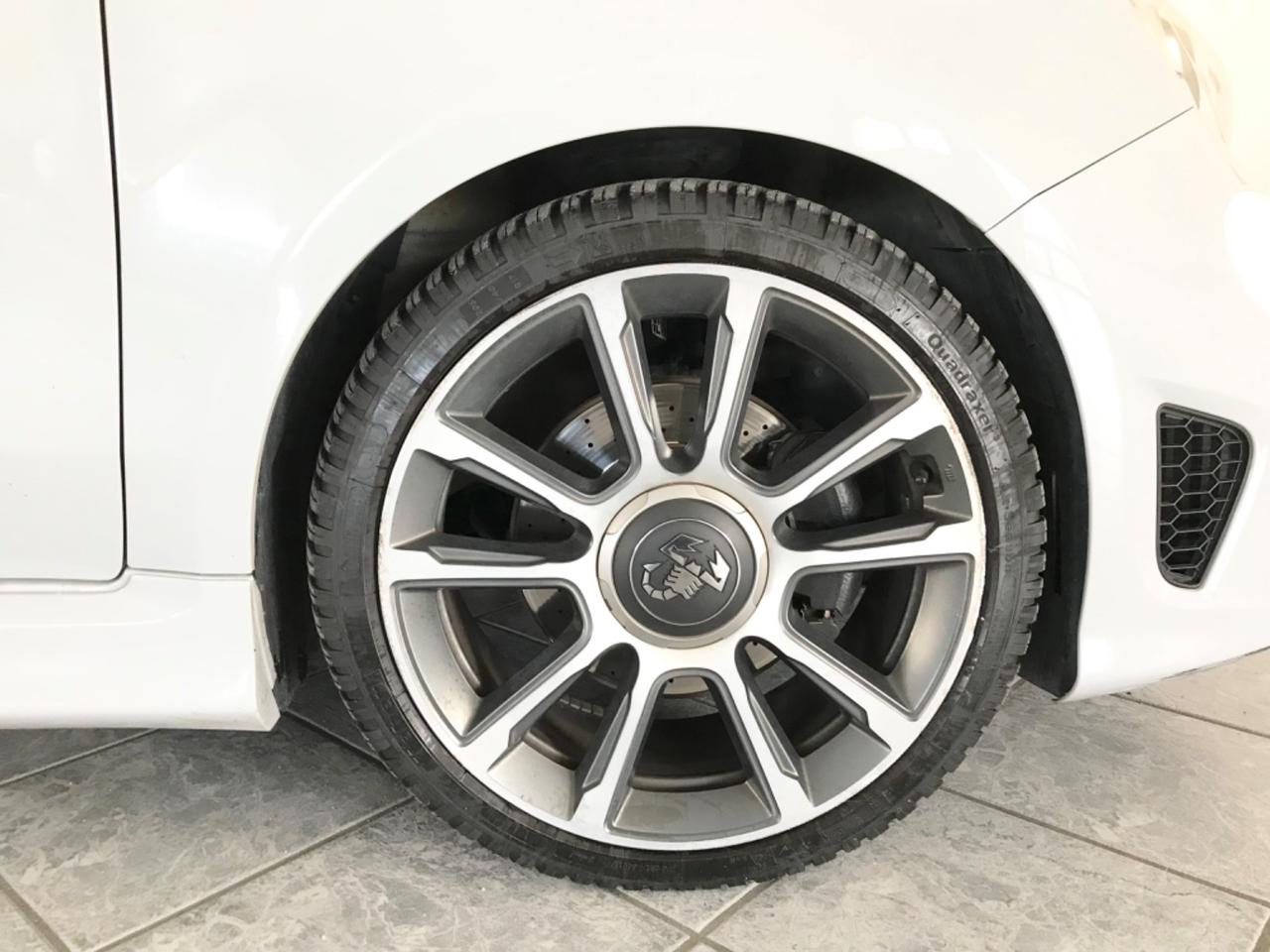 Abarth 595 1.4 Turbo T-Jet 165 CV Turismo