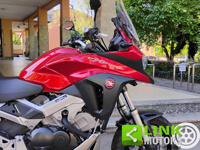 HONDA VFR 800 X Crossrunner (ED type)
