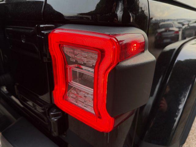 JEEP Wrangler SAHARA UNLIMITED 2.2 MTJ 200CV CON HARD TOP