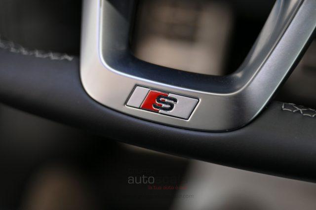 AUDI Q5 SPB 40 TDI quattro S tronic S line Black Line