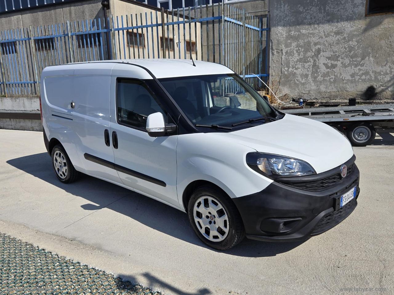 Doblò 1.6 MJT 120CV S&S Lounge Maxi