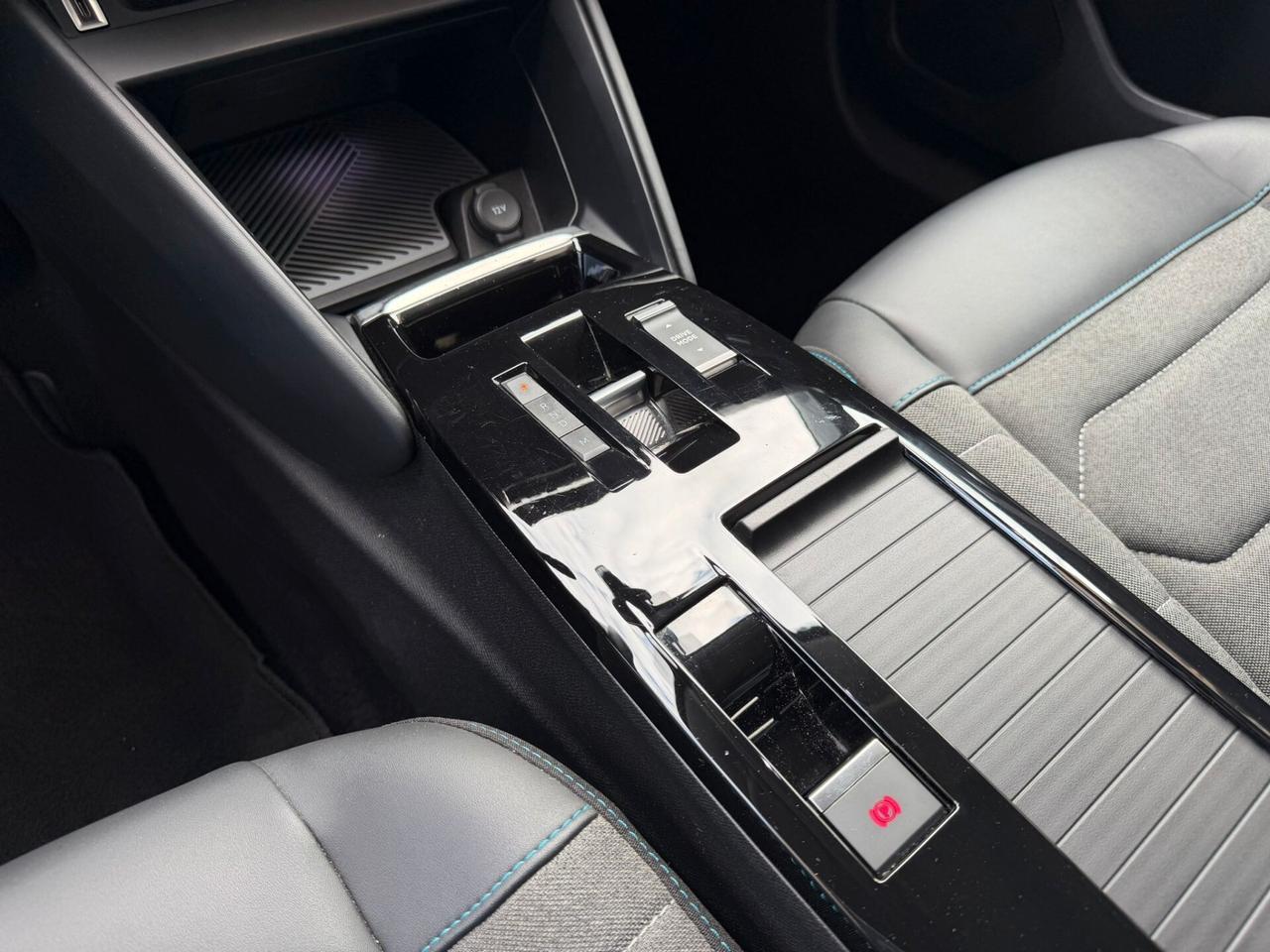 Citroen C4 BlueHDi 130 EAT8 Feel Pack