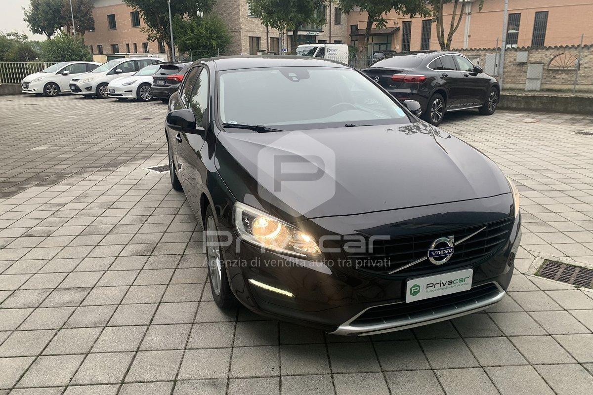 VOLVO V60 D2 Geartronic Summum