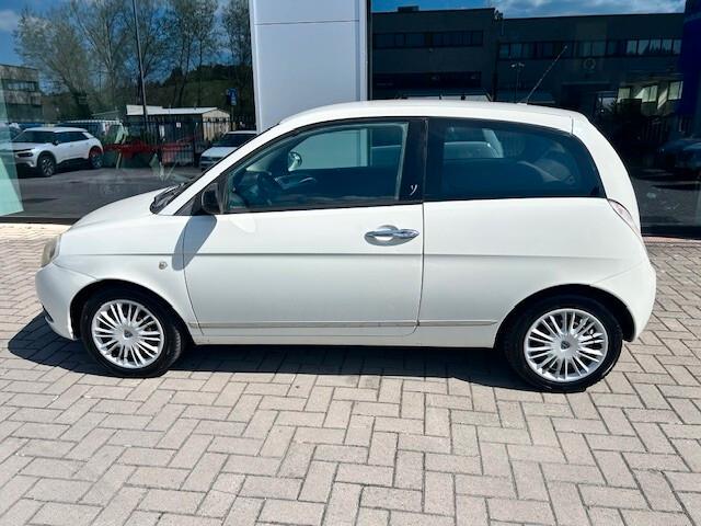 Lancia Ypsilon 1.2 69 CV Platinum