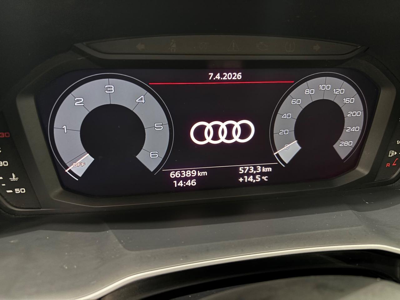 Audi Q3 35 TDI S tronic Business